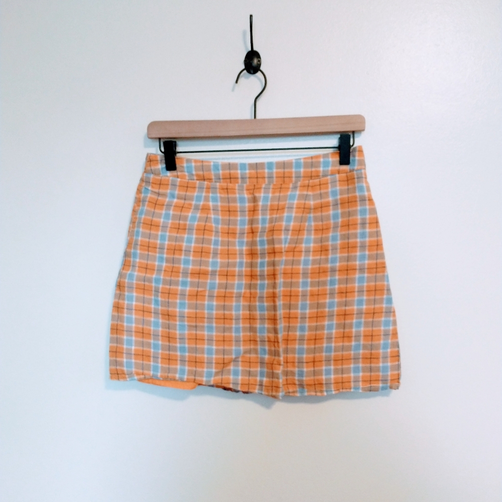 Forever 21 clueless plaid yellow/orange and blue mini skirt size medium.